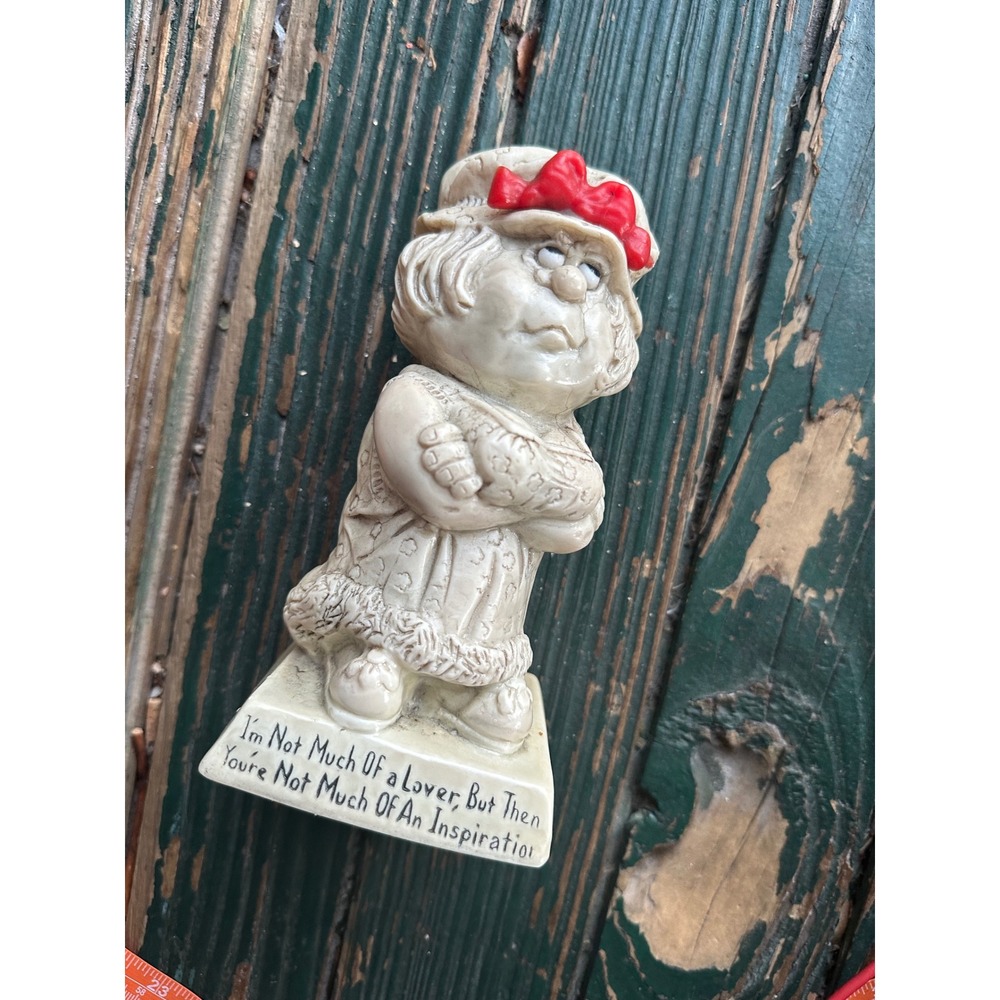 Vintage 1973 Wallace Berrie Figurine Grumpy Girl Red Bow Funny Quote 9082 USA